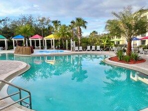 Piscine extérieure, piscine chauffée