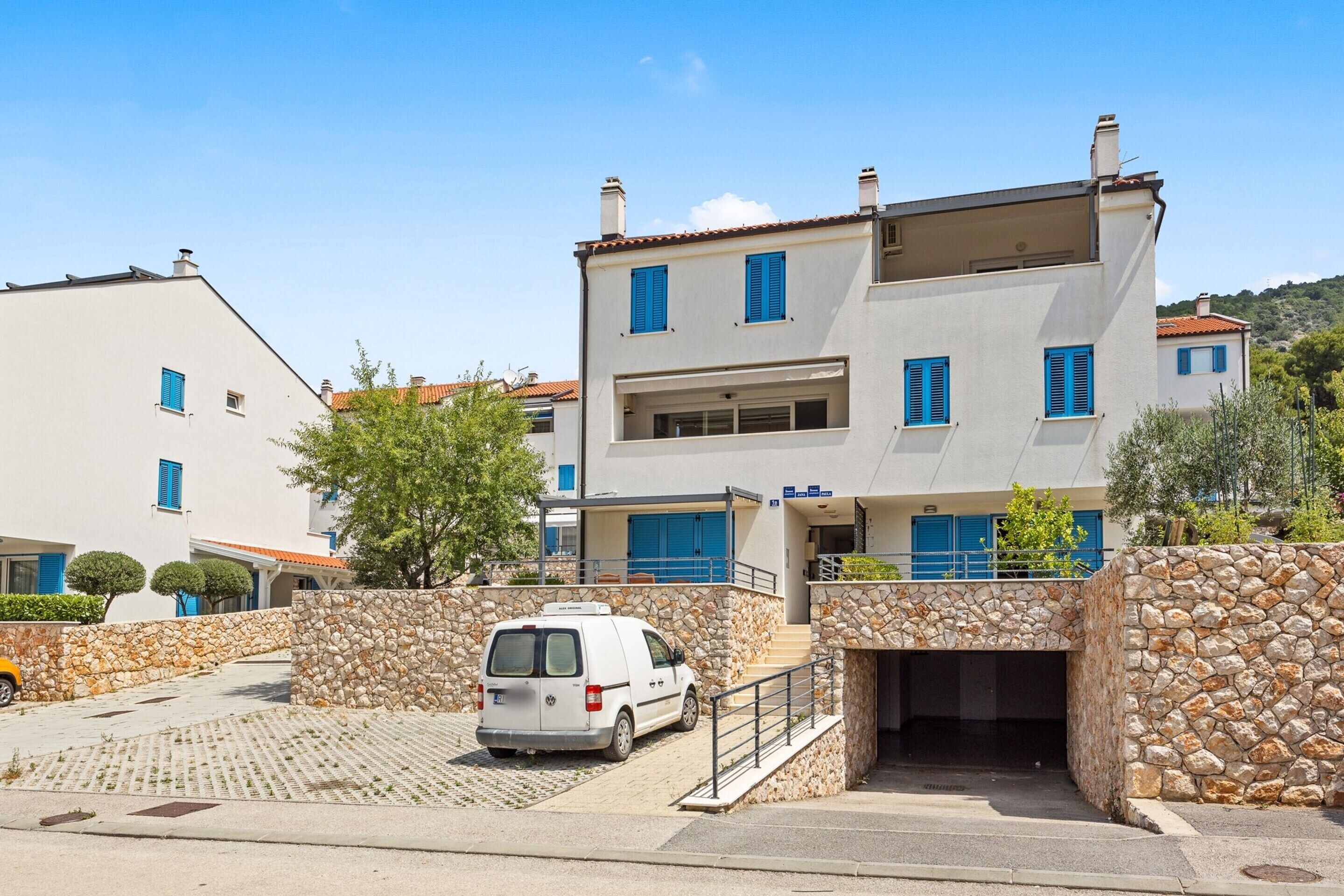 Apartment | Exterior