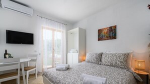 Huoneisto | 1 makuuhuone, silitysrauta/-lauta