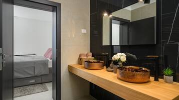 Villa | Bathroom | Hair dryer