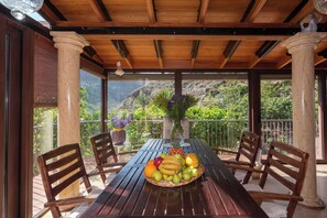 Villa | Restauración