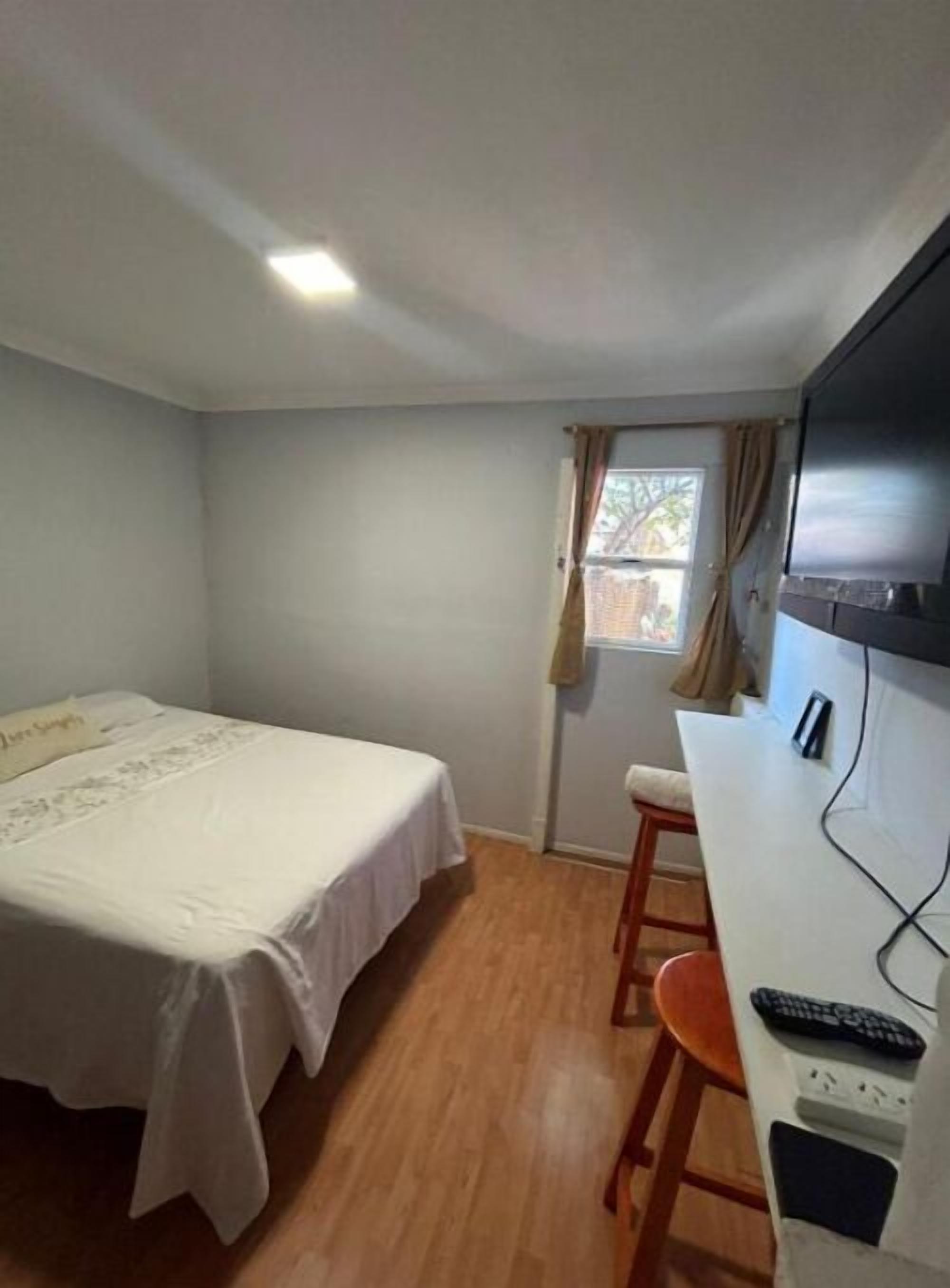 1 多间卧室、WiFi、床单