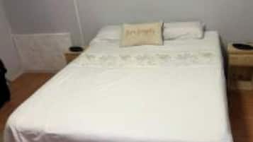 1 habitación, wifi y ropa de cama