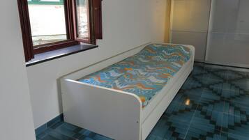 2 camere, una cassaforte in camera, una scrivania, ferro/asse da stiro