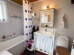 House | Interior - 4 Person Holiday Home in Skarhamn (Skaerhamn)