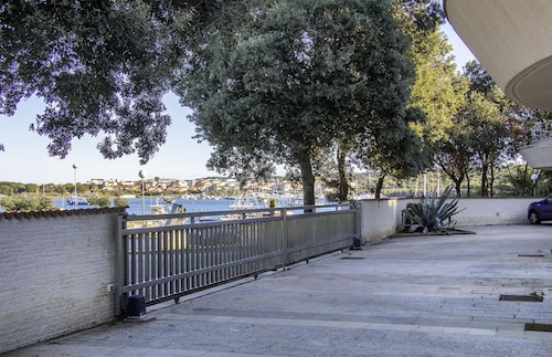 Apartment in Banjole, 200m From the Beach