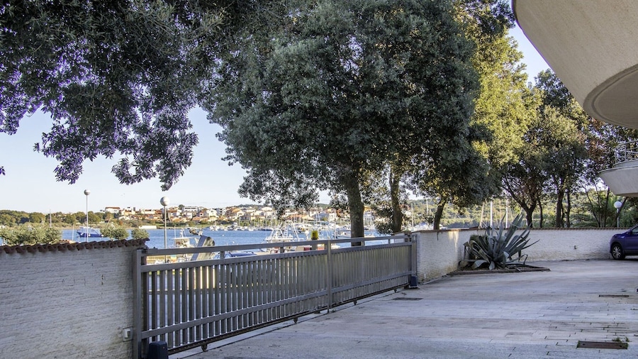 Apartment in Banjole, 200m From the Beach