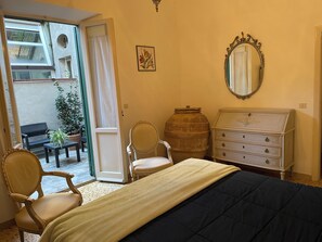 3 chambres, fer et planche à repasser, Wi-Fi gratuit, draps fournis