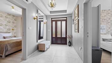 Apartment | 2 bedrooms, iron/ironing board