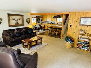 Living area - Cozy RIverside Cabin in Drake- 2 miles to Estes Park! (Drake)