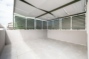 Dúplex junior, balcón | Terraza o patio