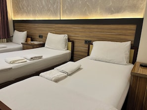 Standard Triple Room, City View | Premium bedding, desk, free WiFi, bed sheets - HOTEL GAZİ (Gaziantep)