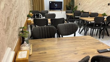 Dagelijks ontbijtbuffet inbegrepen
