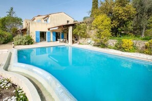 Pool - Apt N°2/35m² private solarium 16m². www.sejours-de-reves-cote-dazur.ovh/index.htm (Châteauneuf-Grasse)