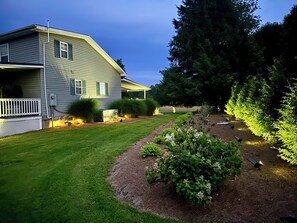 Property grounds - Luxury Cottage Escape Near Fall Creek Falls Park (Spencer)