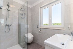 Apartment | Bathroom | Hair dryer