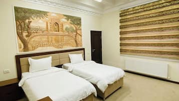 Deluxe Double or Twin Room, 1 Bedroom, Courtyard View