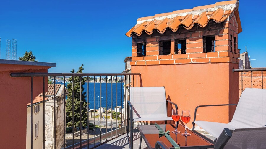 Apartment in Heart of old Pula City Center