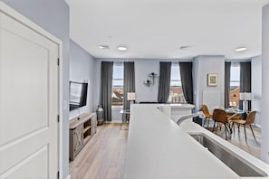 Apartment | 1 bedroom, desk, laptop workspace, free WiFi - Furnished Apartments near Encore Boston (Everett)