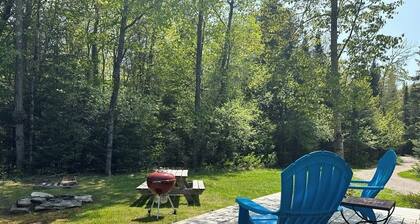 Glamping hut with WiFi in Ripton, biking, hiking, skiing