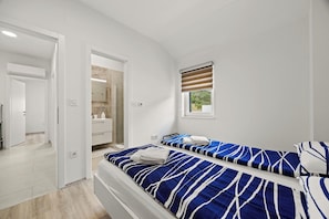 Apartment | 3 bedrooms, iron/ironing board