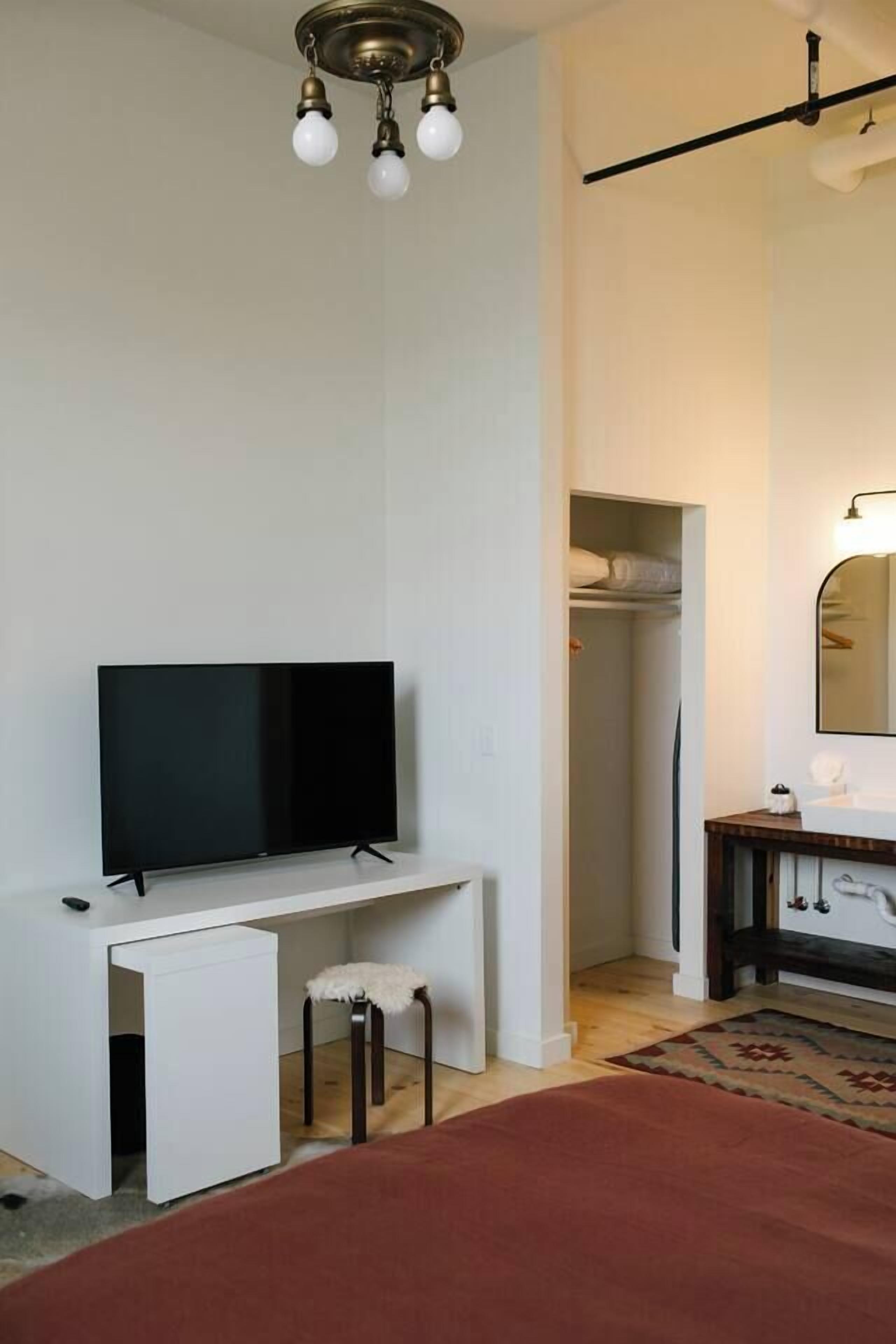 1 室のベッドルーム、アイロン / アイロン台、WiFi、ベッドシーツ