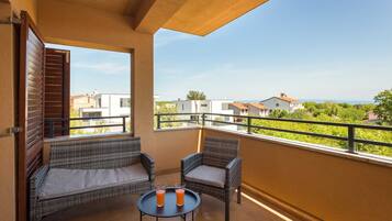 Căn hộ | Ban công