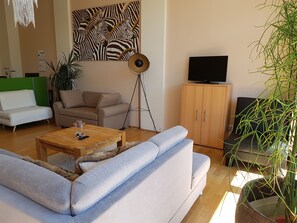 Computer monitors, printers - Large vacation apartment in Nuremberg with good connections: Center, trade fair, Playmobil (Nürnberg)