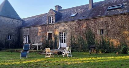 Detached house in a magnificent farmhouse - Countryside close to the sea