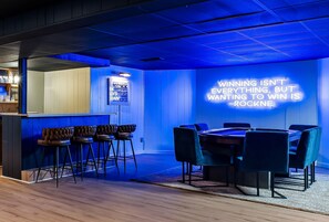 Bar (in der Unterkunft)