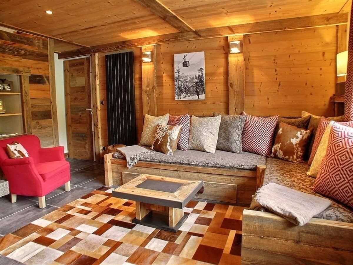 Télévision, jeux vidéo, lecteur de DVD, livres