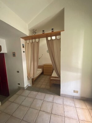 2 chambres, bureau, Wi-Fi, draps fournis