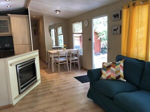 Chalet | Dining
