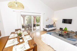 Villa | Living room - Villa With Private Wellness in Trget (Rasa)