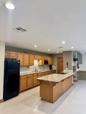 Meeting facility - Twin Lakes Inn and RV (Stigler)