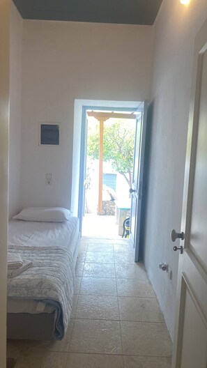 3 chambres, fer et planche à repasser, Wi-Fi gratuit, draps fournis