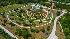Unclassified image, 2 of 47, button - Villa in Filipana With Private Heated Pool (Marcana)