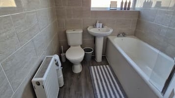 House | Bathroom | Shower, hair dryer, towels