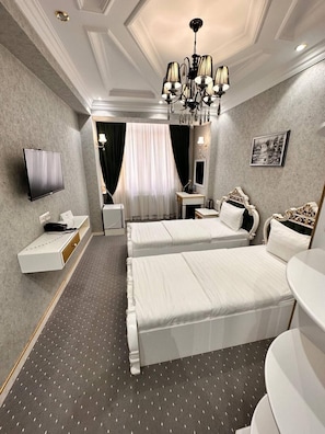 Phòng đôi hoặc 2 giường đơn Deluxe, quang cảnh sân vườn | Phòng cách âm 