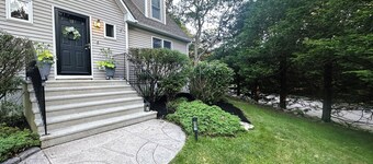 New for 2025 3 Bedroom Retreat 1 Mile from Westerly’s Beautiful Beaches!