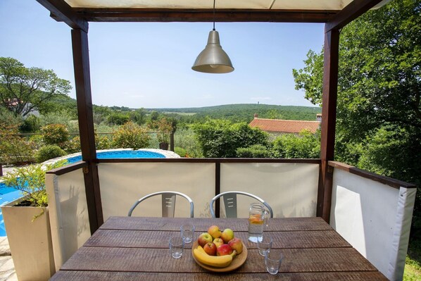 Garden - Charming Family Retreat With Private Pool (Labin)