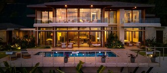 Casa Bella Vina Luxury Villa Near Beach Town