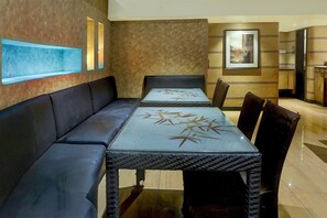 House | Dining