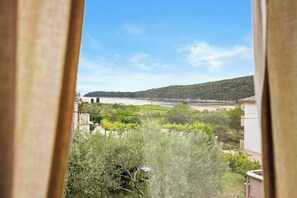 Apartment | Exterior - Serene Seafront Apartment in Kampor (Rab)