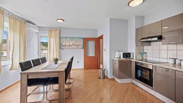 Apartment | Private kitchen | Highchair