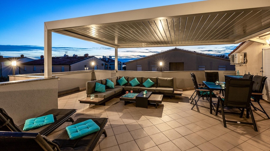 Family-friendly Apartment With sea View