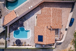 Villa | Exterior