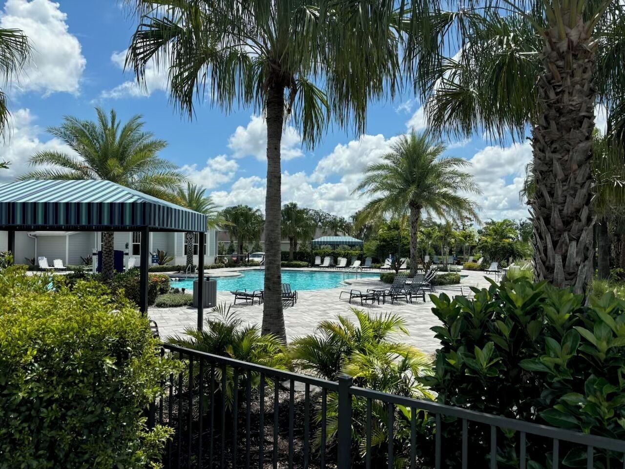 Charming 2-bedroom 2 bath plus den house with AC, WiFi in beautiful Parrish