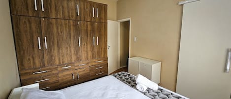 Huoneisto | 3 makuuhuonetta, ilmainen Wi-Fi