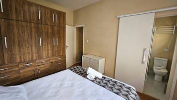 Huoneisto | 3 makuuhuonetta, ilmainen Wi-Fi